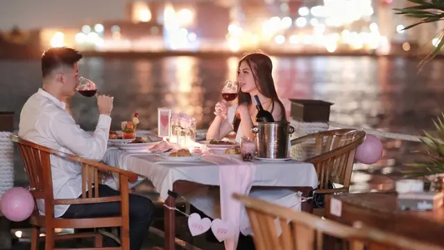 Menikmati Cita Rasa dan ombak Kuliner Romantis di Pinggir Pantai